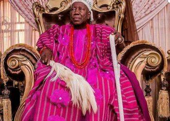 Oba (Dr) Saliu Akanmu Adetunji Ajé Ogugunuso I